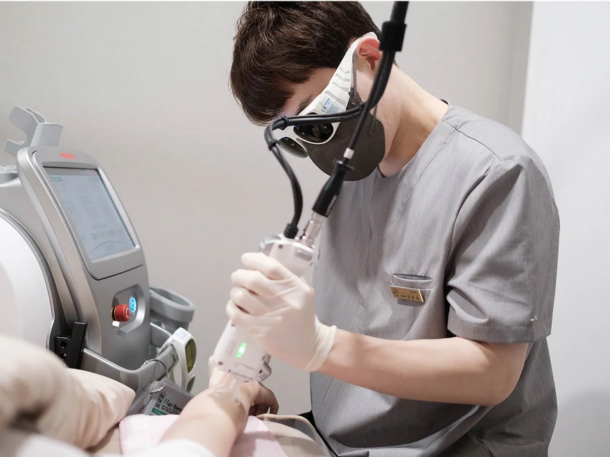 Precision diagnostics with advanced medical equipment