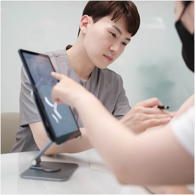 Expert consultation and body type analysis